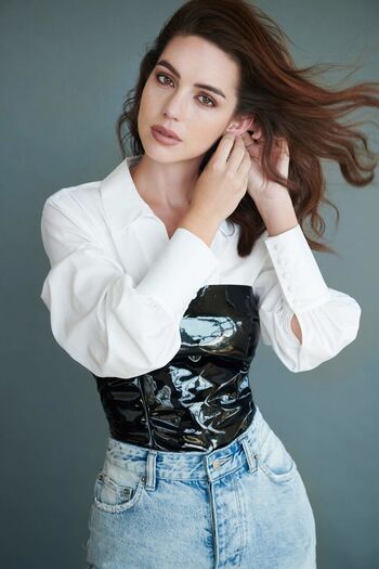 Adelaide kane page leaked private photo uncensored HD quality