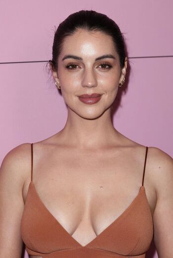 Adelaide kane page leaked private photo uncensored HD quality