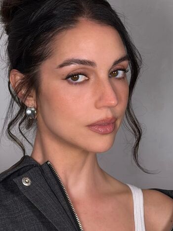 Adelaide kane leaked private photo uncensored HD quality