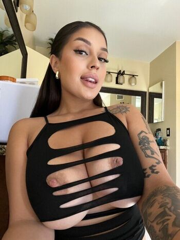 Adianababyxo leaked private photo uncensored HD quality