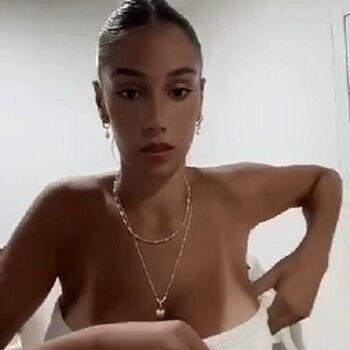Agam tamam leaked private photo uncensored HD quality