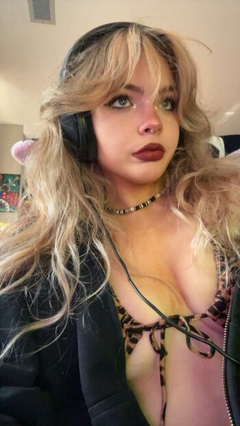 Aiiygatorz leaked private photo uncensored HD quality