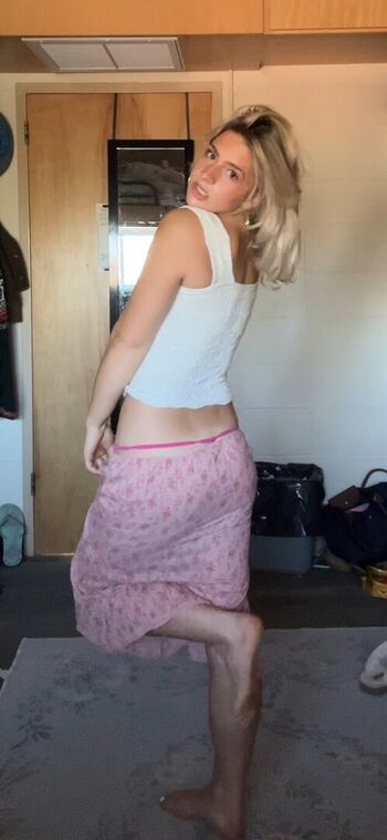 Ainsley rolstad page leaked private photo uncensored HD quality