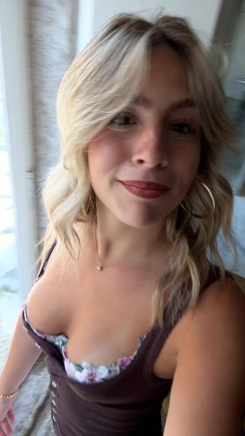 Ainsley rolstad page leaked private photo uncensored HD quality