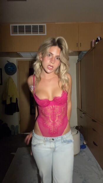 Ainsley rolstad page leaked private photo uncensored HD quality