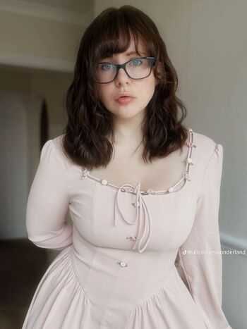 Alice winterhold leaked private photo uncensored HD quality