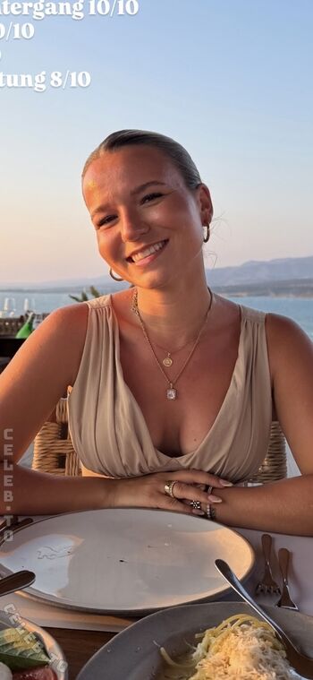Alina wachinger  page leaked private photo uncensored HD quality