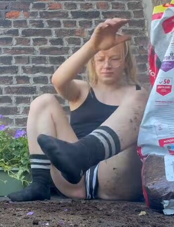 Aline dessine page leaked private photo uncensored HD quality
