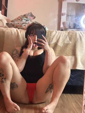 Allie katch page leaked private photo uncensored HD quality