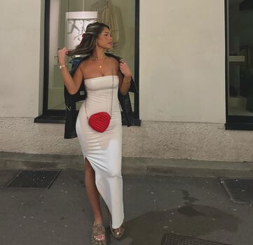 Almira azemi page leaked private photo uncensored HD quality