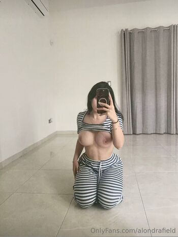 Alondrafield leaked private photo uncensored HD quality