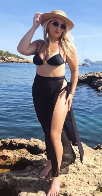 Alyssa frysinger leaked private photo uncensored HD quality
