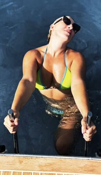 Alyssa frysinger leaked private photo uncensored HD quality