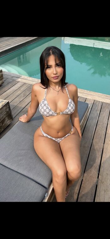 Alyssazayen leaked private photo uncensored HD quality