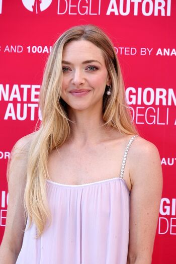 Amanda seyfried  page leaked private photo uncensored HD quality