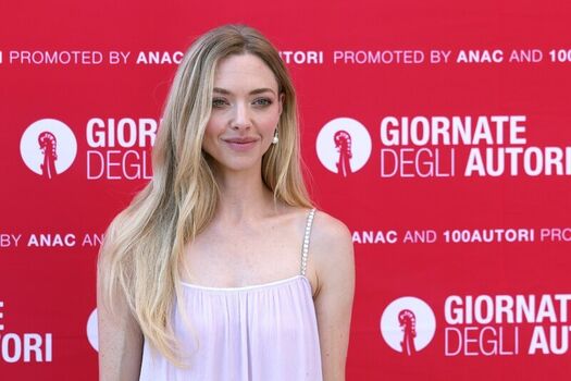 Amanda seyfried  page leaked private photo uncensored HD quality