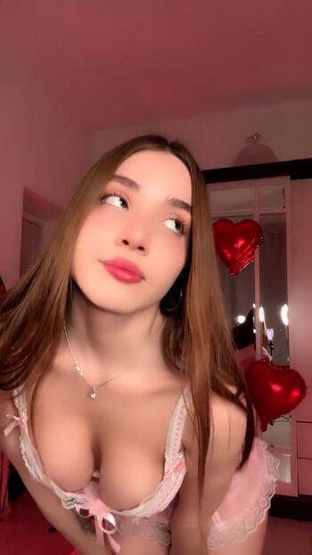 Amateur streamers page leaked private photo uncensored HD quality