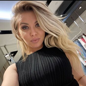 Amateur streamers leaked private photo uncensored HD quality