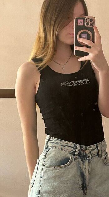 Amateur streamers page leaked private photo uncensored HD quality