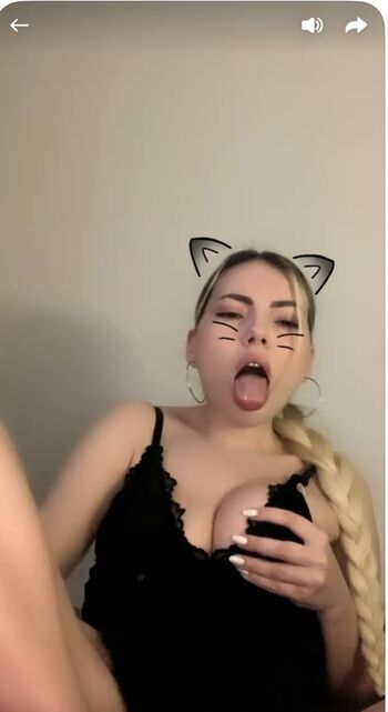 Amateur streamers page leaked private photo uncensored HD quality
