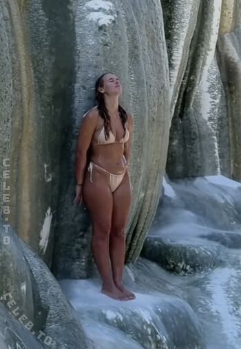 Angelinajoleen page leaked private photo uncensored HD quality