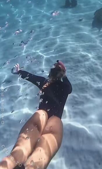Angelinajoleen page leaked private photo uncensored HD quality