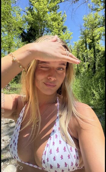 Angelinajoleen leaked private photo uncensored HD quality