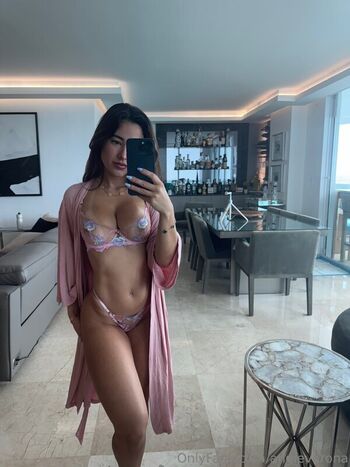 Angie varona  page leaked private photo uncensored HD quality