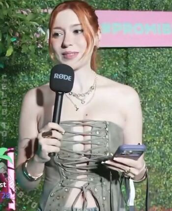 Annitheduck leaked private photo uncensored HD quality