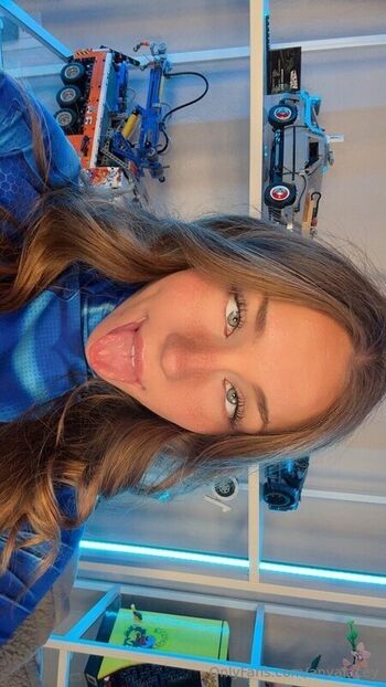 Anya matusevich  page leaked private photo uncensored HD quality