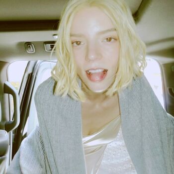 Anya taylor joy  page leaked private photo uncensored HD quality
