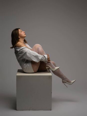 Apoline perret page leaked private photo uncensored HD quality