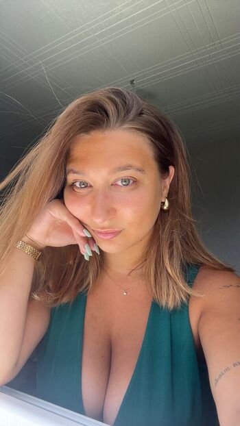 Apoline perret leaked private photo uncensored HD quality