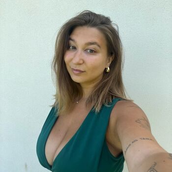 Apoline perret leaked private photo uncensored HD quality