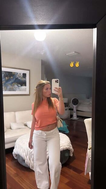 Ariana white leaked private photo uncensored HD quality