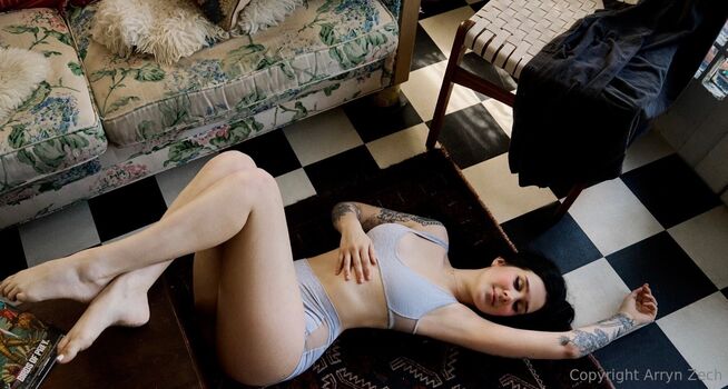 Arryn zech page leaked private photo uncensored HD quality