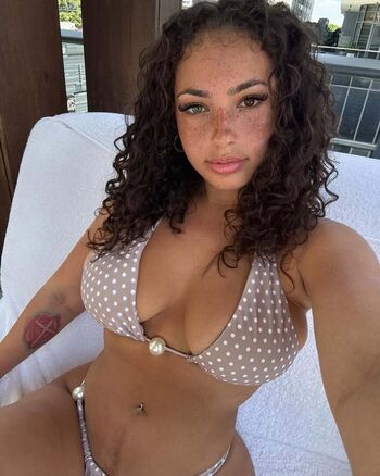 Ash kash  page leaked private photo uncensored HD quality