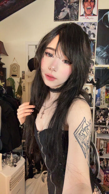 Ashisbees page leaked private photo uncensored HD quality