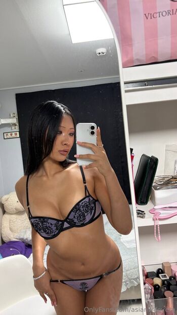Asianwifevera leaked private photo uncensored HD quality