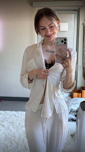 Autumn hicks  page leaked private photo uncensored HD quality
