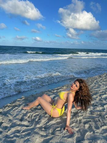 Avneet kaur leaked private photo uncensored HD quality