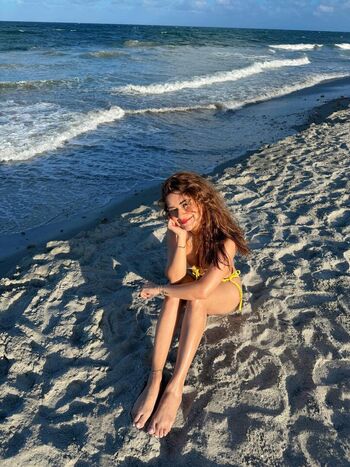 Avneet kaur leaked private photo uncensored HD quality