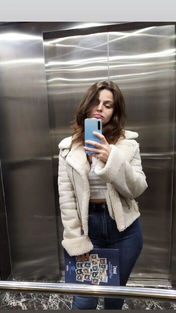Aycicekmeltem leaked private photo uncensored HD quality