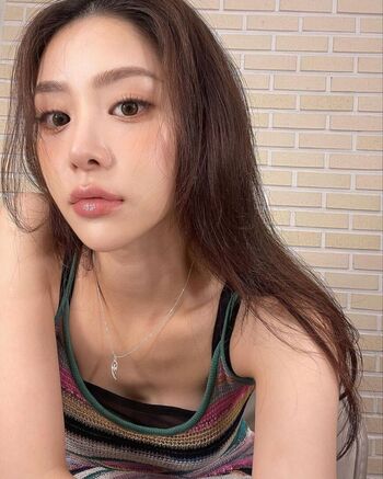 Baek song min leaked private photo uncensored HD quality