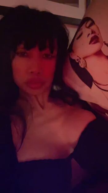 Bai ling  page leaked private photo uncensored HD quality