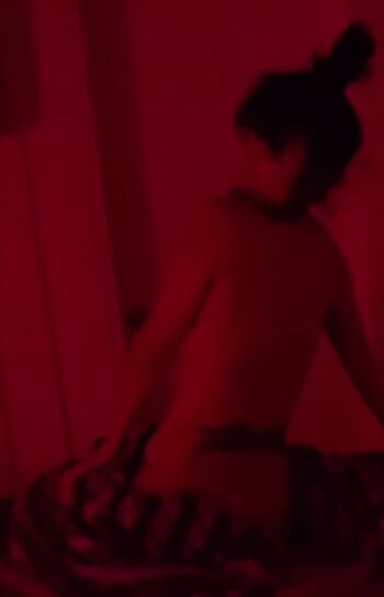 Bai ling  page leaked private photo uncensored HD quality