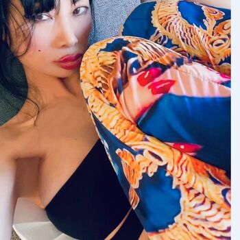 Bai ling  page leaked private photo uncensored HD quality