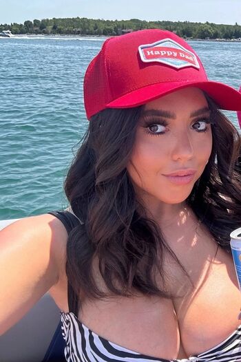 Bailey mcavoy leaked private photo uncensored HD quality