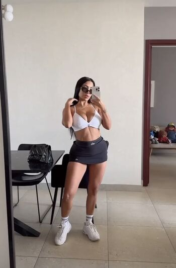 Barbiielopez leaked private photo uncensored HD quality
