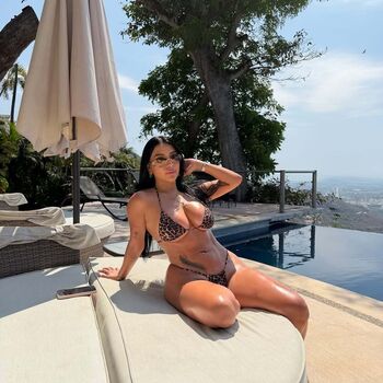 Barbiielopez leaked private photo uncensored HD quality